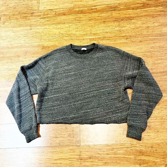Brandy Melville John Galt gray long sleeve crew neck crop top. Medium - Picture 5 of 13